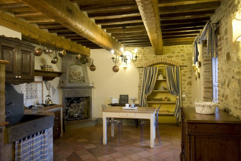 The kitchen area in the wedding suite. italy wedding venues
